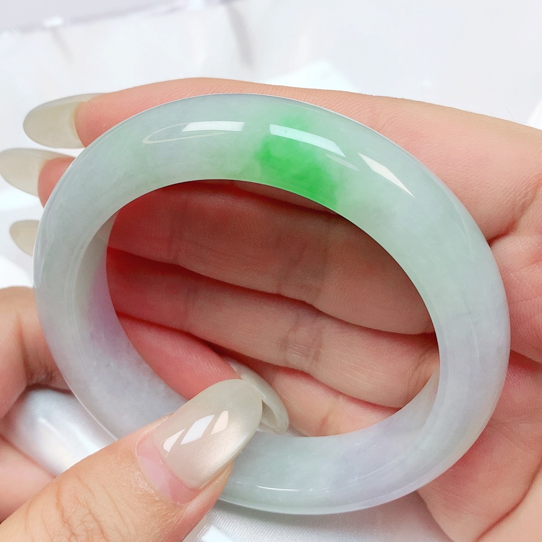 翡翠手镯未镶嵌抖音913