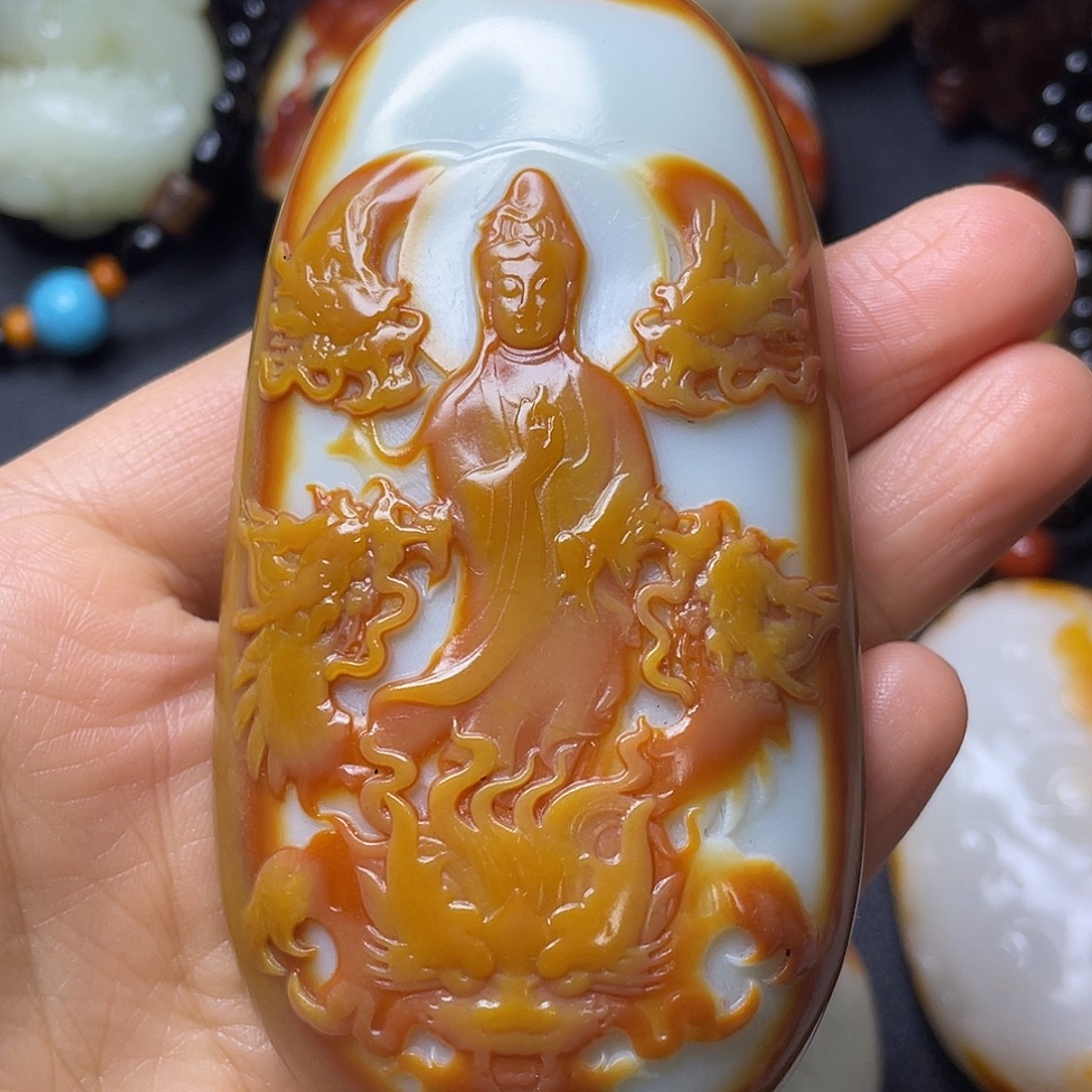 用***9和田玉未镶嵌把件