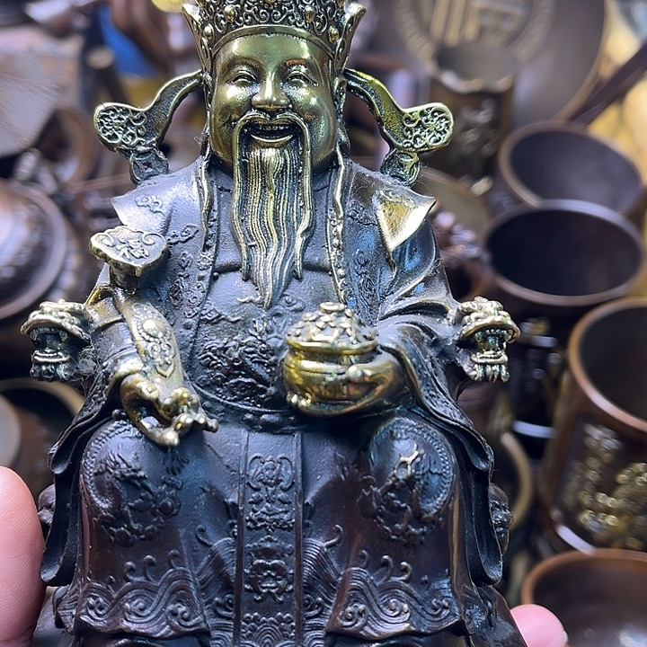 铜1334588646796568876