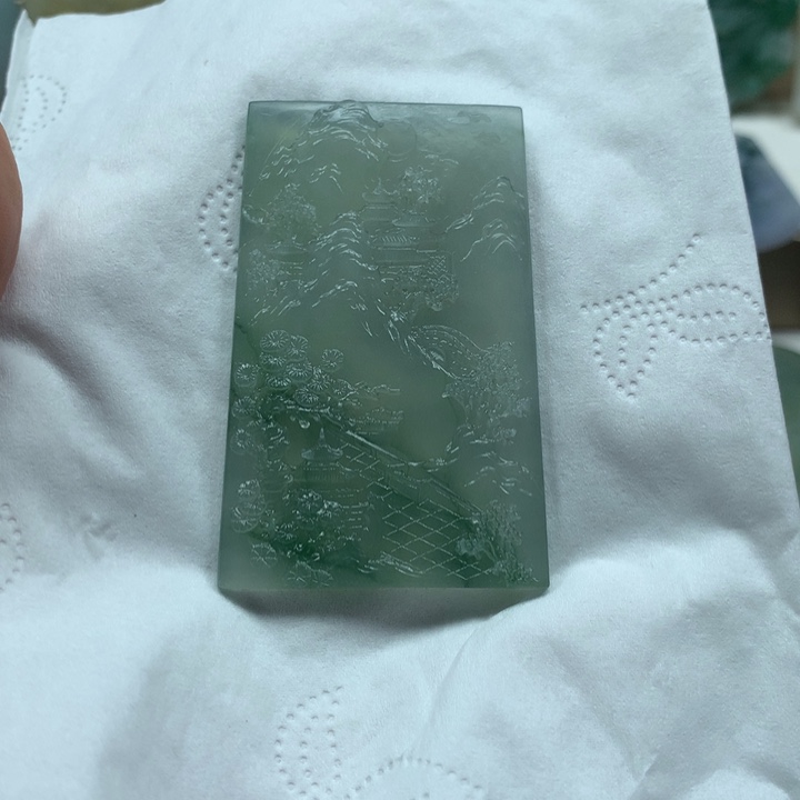 未镶嵌定制翡翠山水 毛货 无鉴赏期