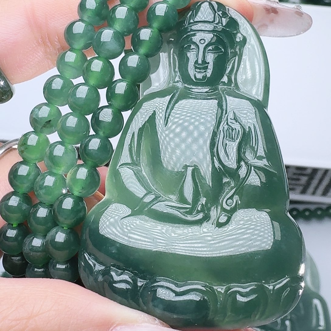 翡翠未镶嵌颈饰111