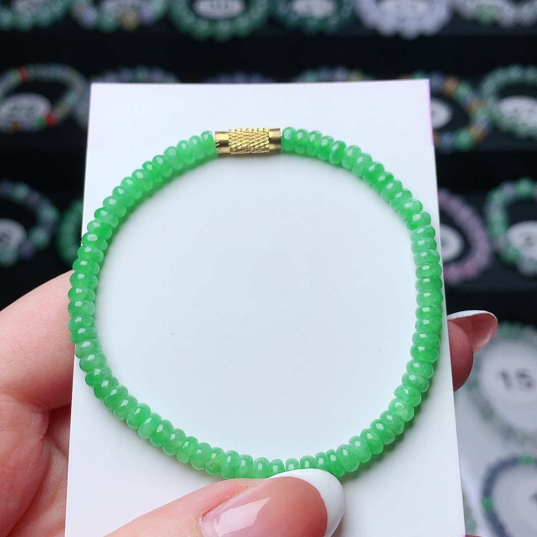 翡翠手链未镶嵌翡翠