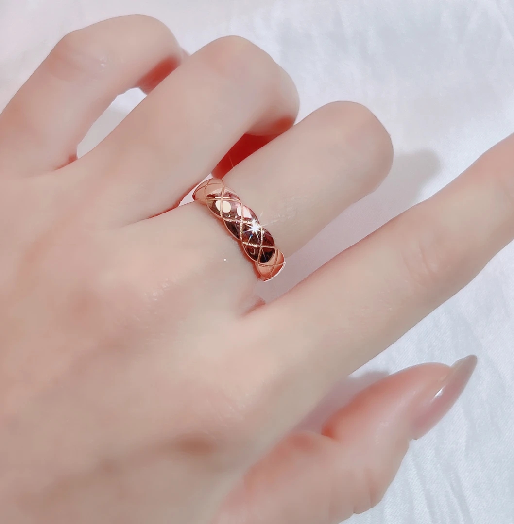 18K金菱格戒指14#