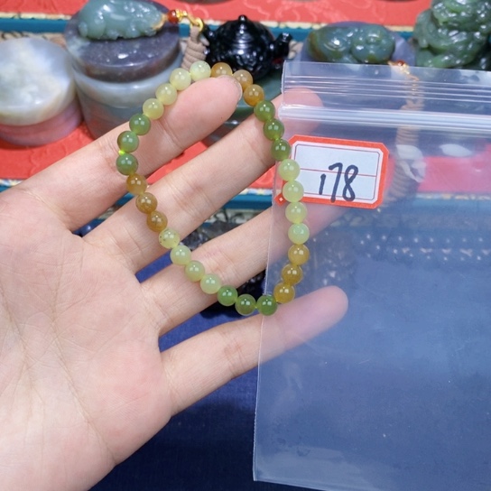 和田玉未镶嵌和田玉边角料随机发