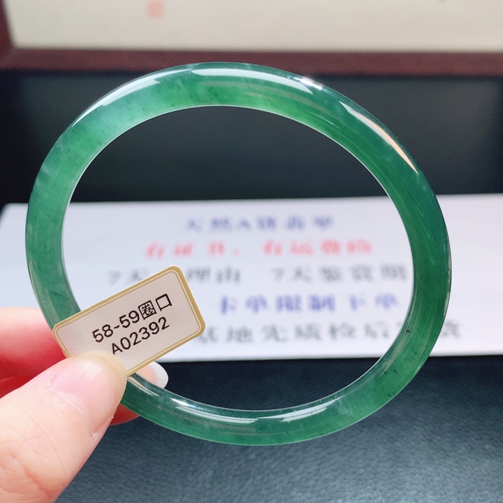 翡翠未镶嵌手镯翡翠手镯45