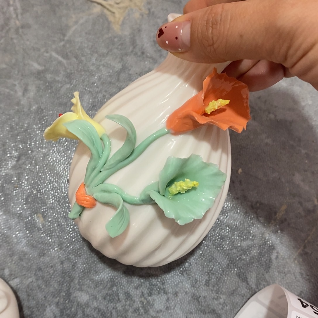 摆件陶瓷手工花摆件