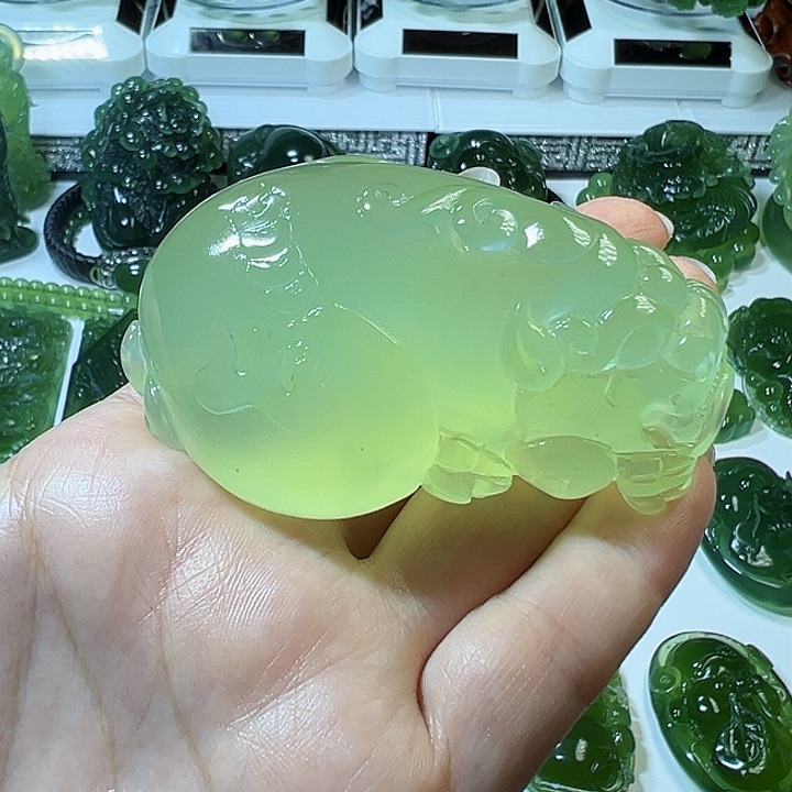 蛇纹石玉手把件未镶嵌密**宙