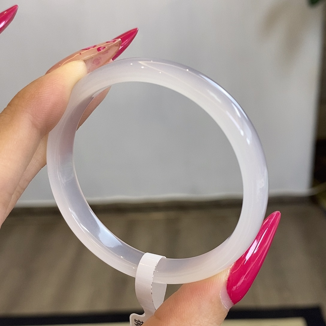 玛瑙/玉髓手镯未镶嵌325