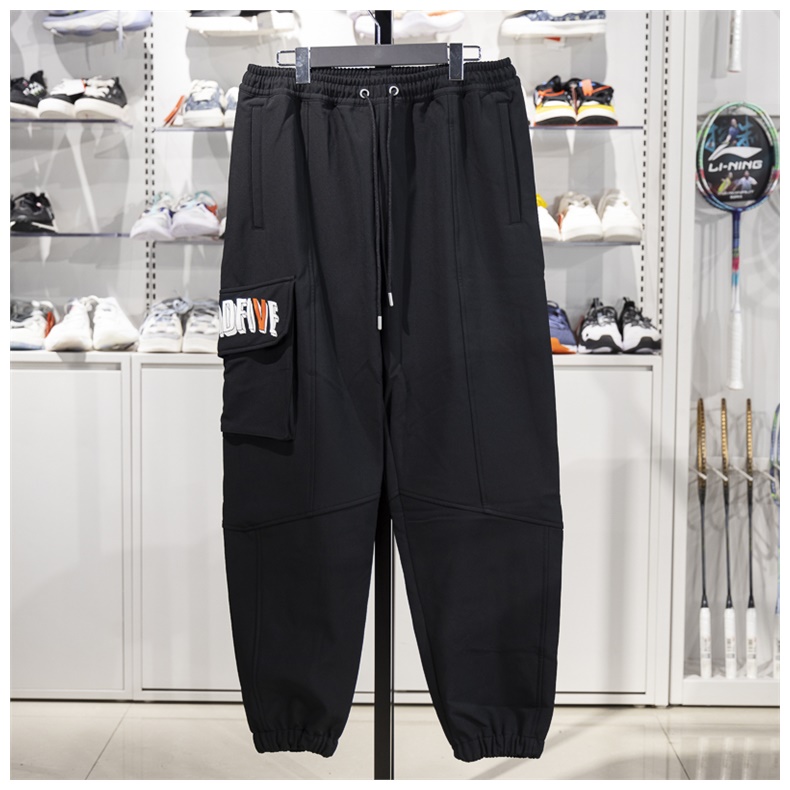 李宁卫裤男子反伍系列宽松加绒保暖束脚防风运动长裤AYKT847