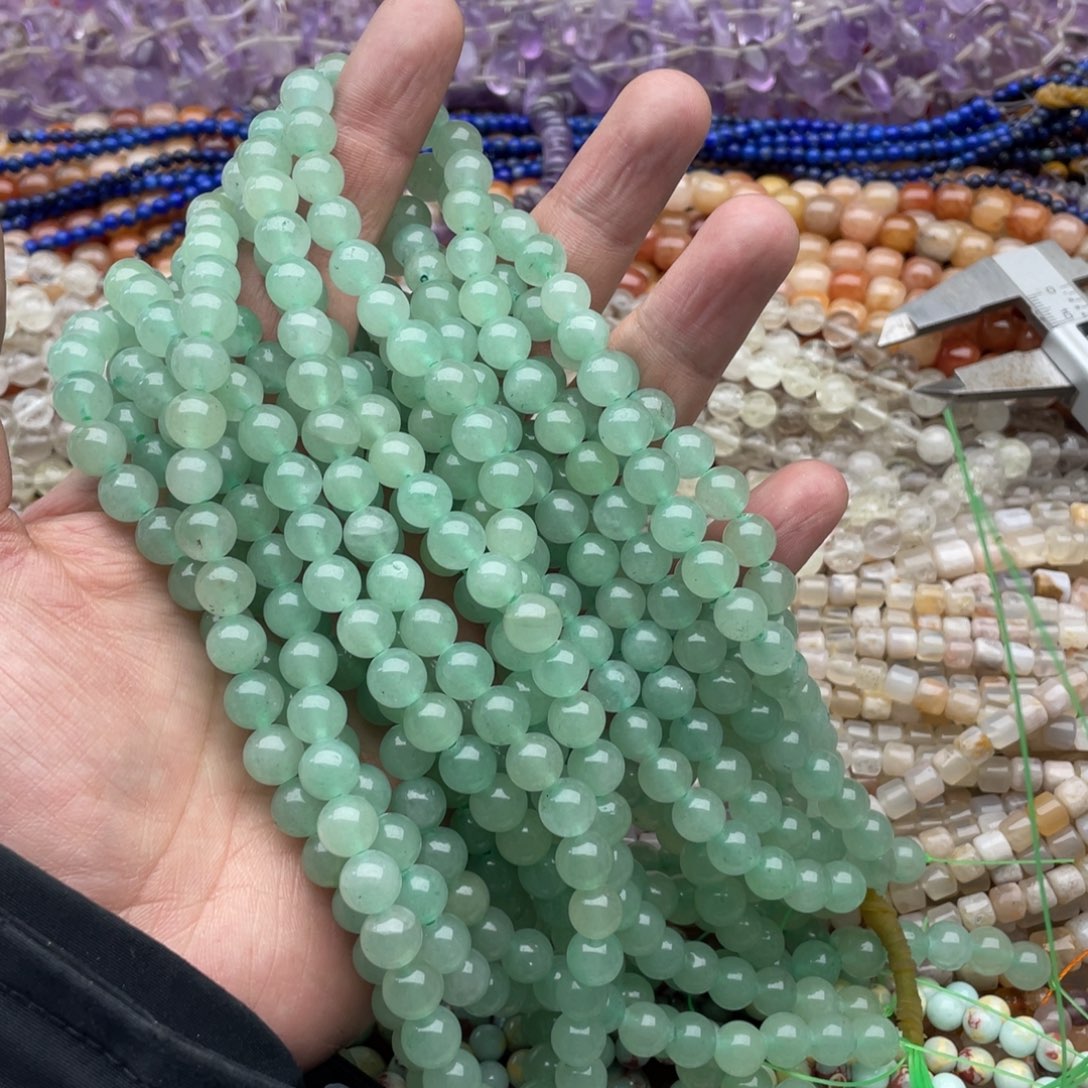 玛瑙/玉髓珠宝半成品未镶嵌一条装8mm东临玉圆珠