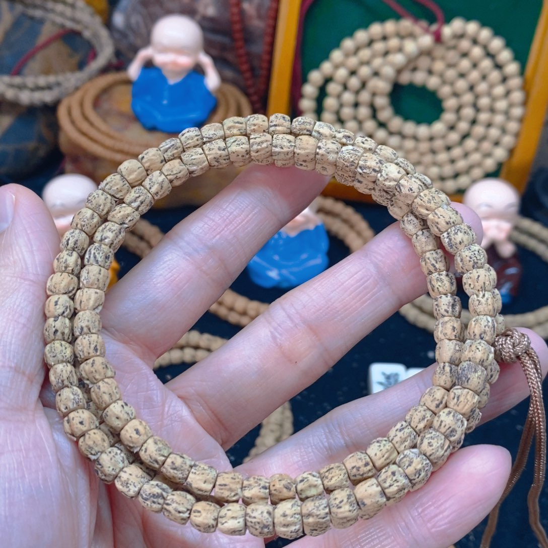 柏香籽/百香籽吊坠热振方块鬼