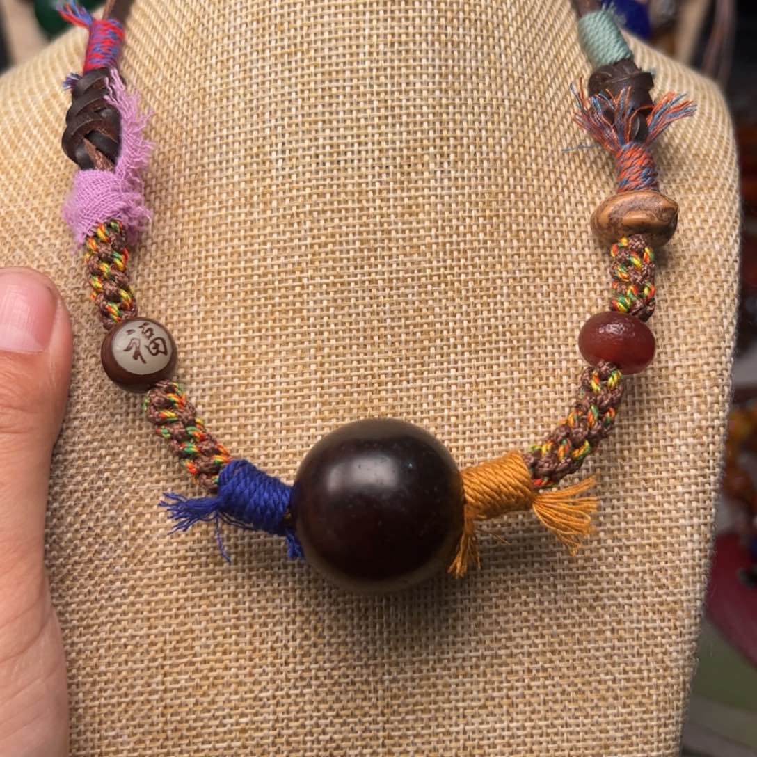 玛瑙/玉髓颈饰未镶嵌