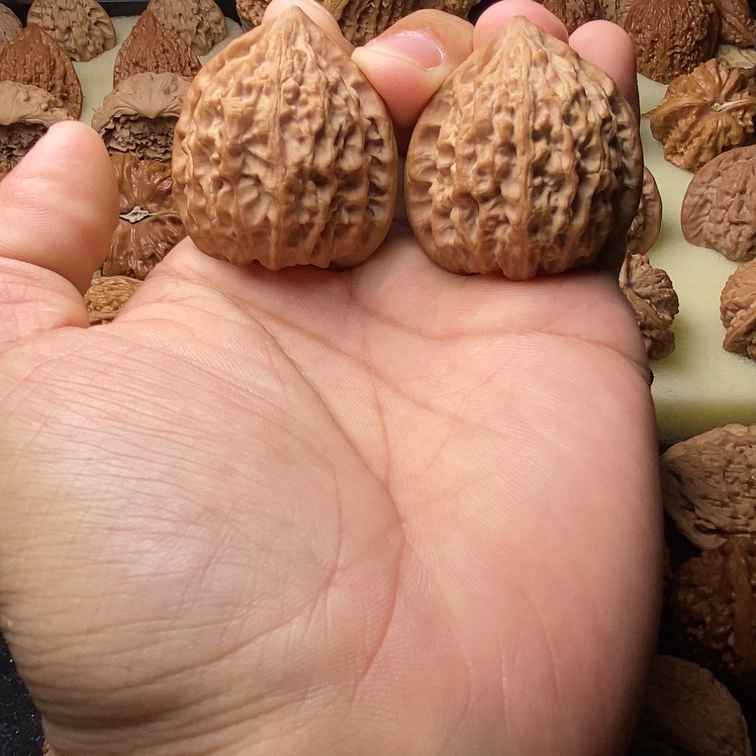 文玩核桃把件金牛39