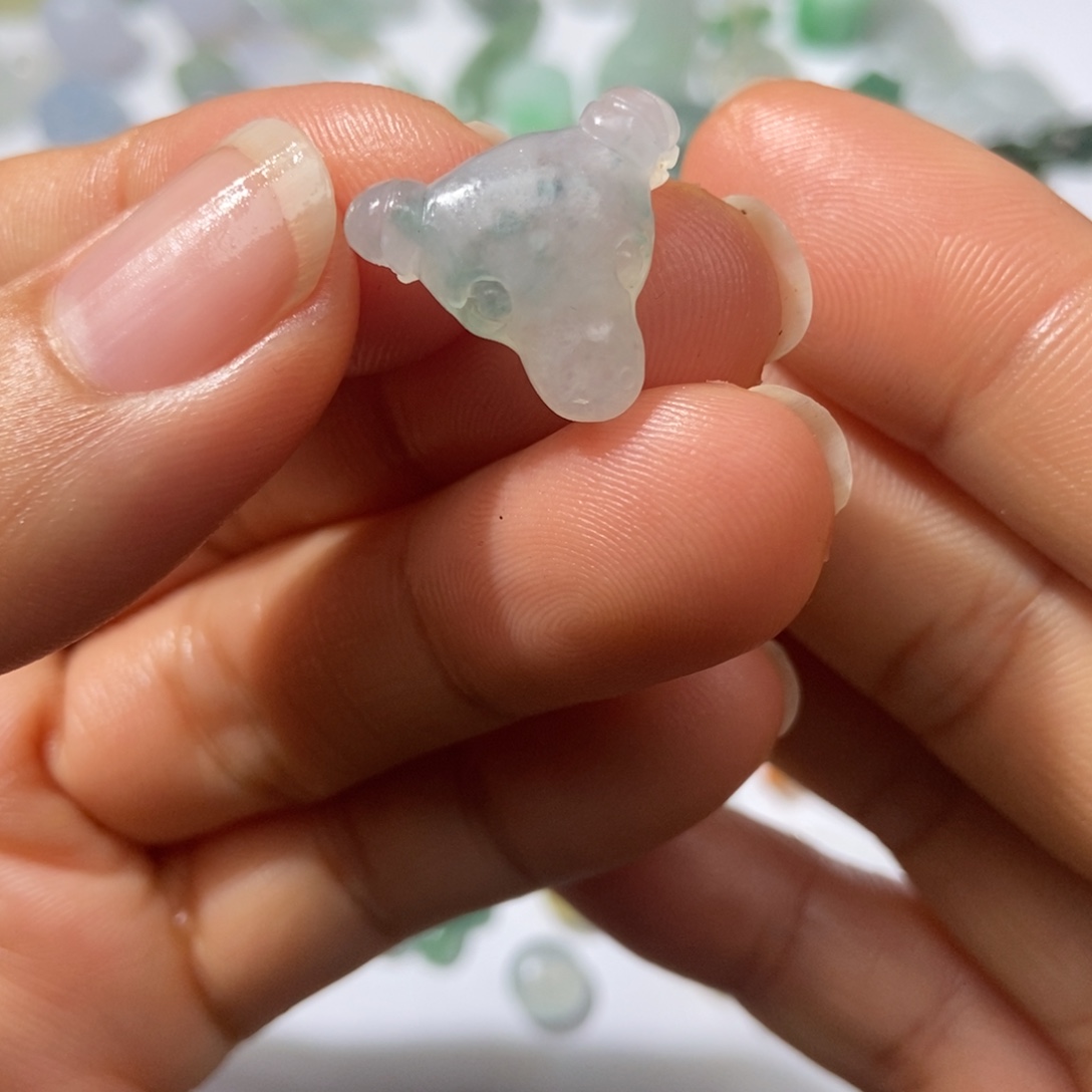 定制翡翠未镶嵌翡翠17.4*14.2*6.3