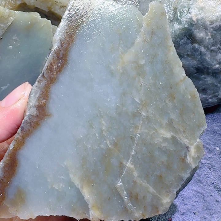 和田玉未镶嵌珠宝半成品