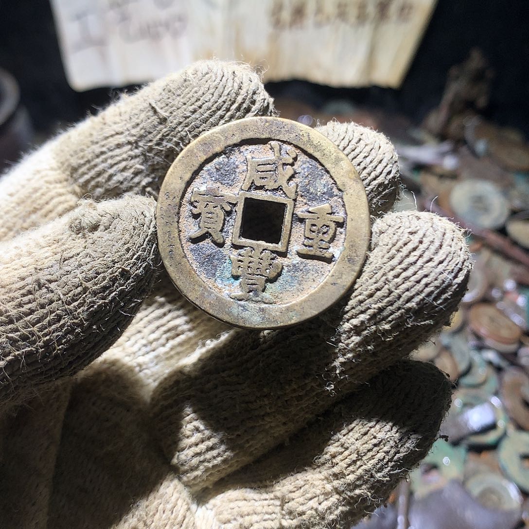 f***y铜小杨小杨工艺品花钱