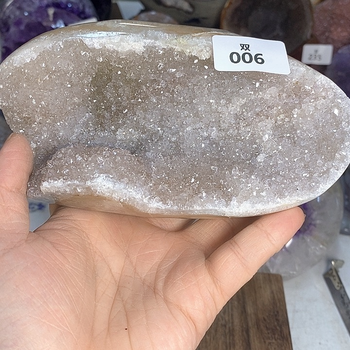 未镶嵌水晶大型摆件（非配饰）