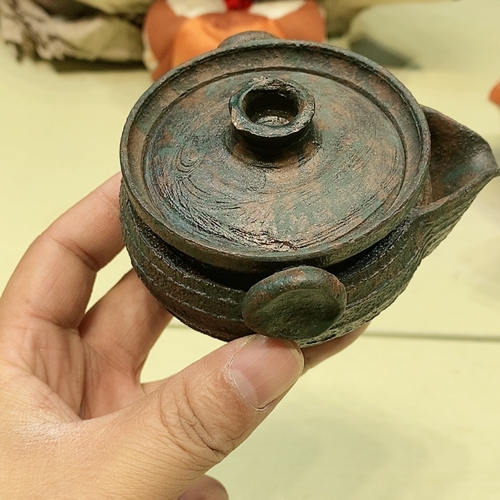 茶具瓷器杂项如图所示