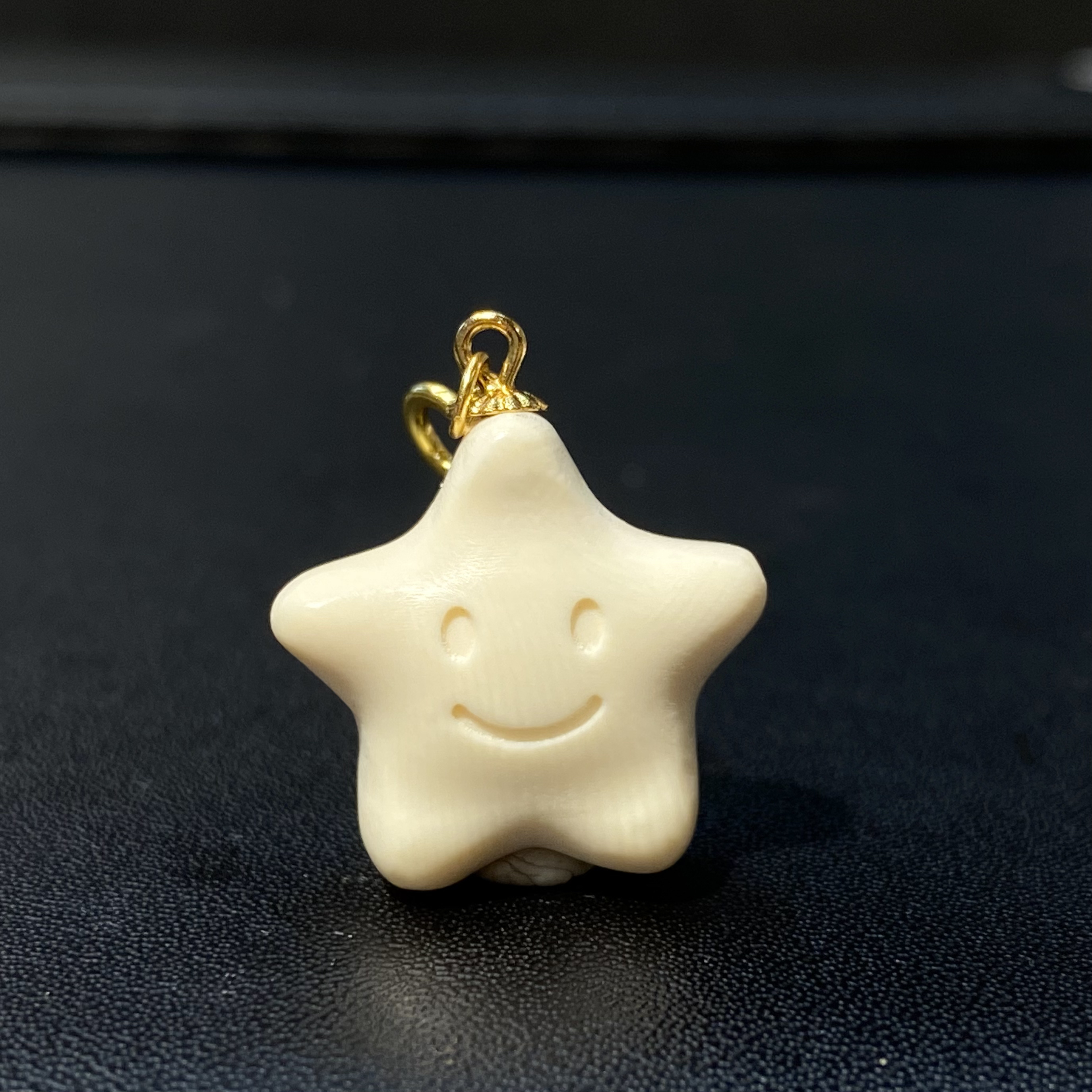 天然保真猛犸象牙文玩配饰星星吊坠冰料手工雕刻18.5*18*9.5百搭