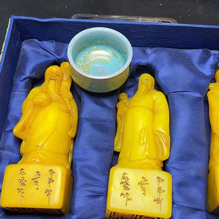 利***鞘杯子瓷大哥你好请问你们那里还有