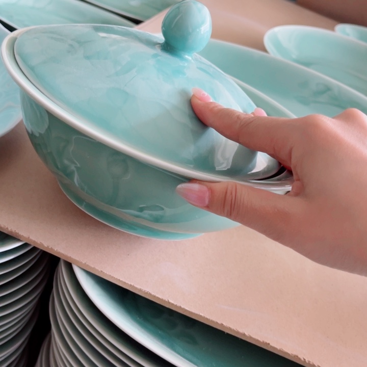 青瓷哈哈哈哈哈哈哈哈