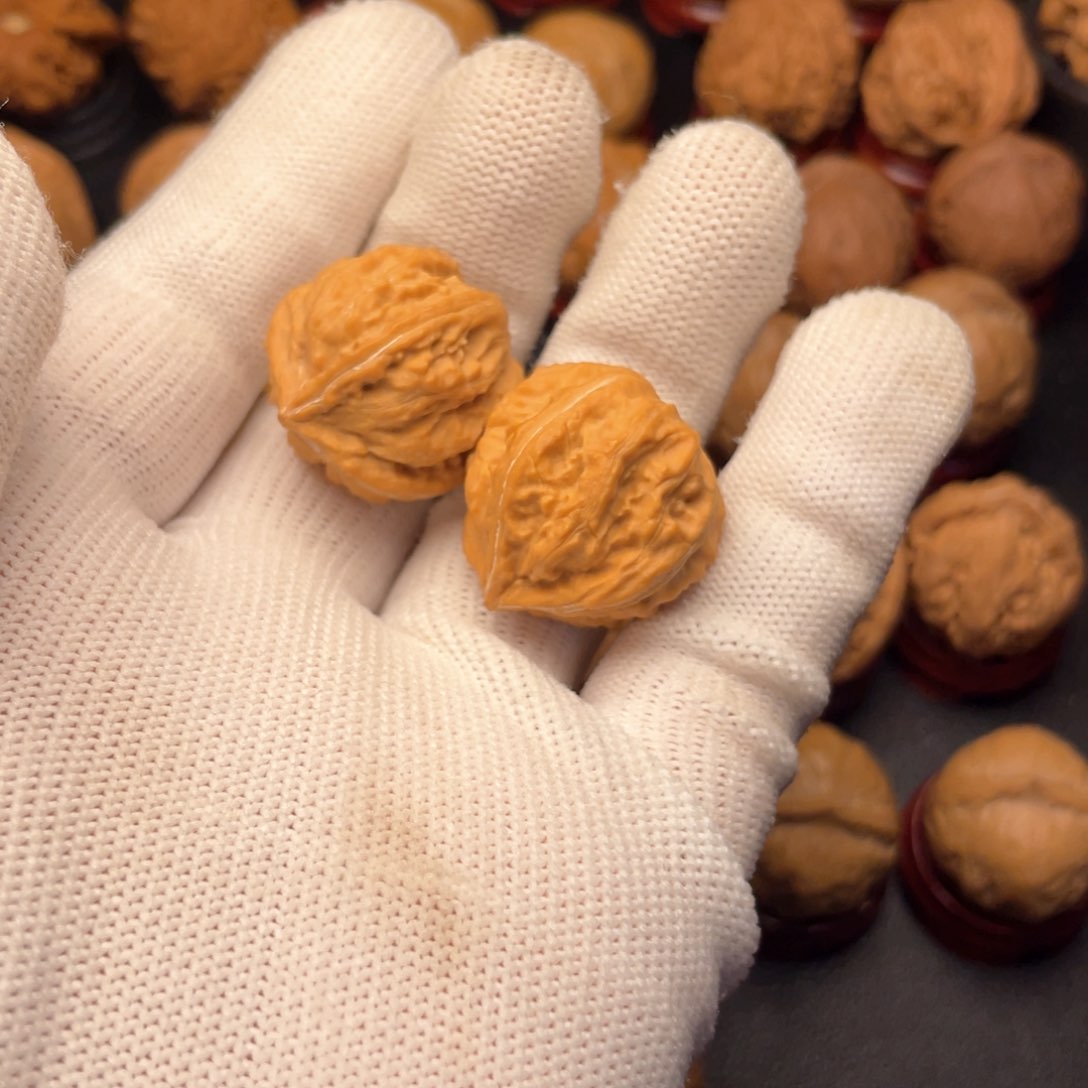 文玩核桃把件小****0野生