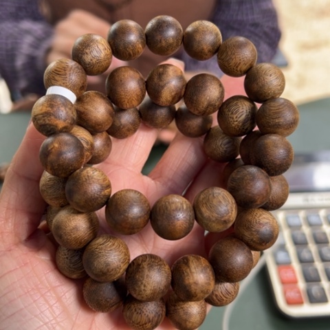 沉香手串白棋14克卡1.5多样性发1串