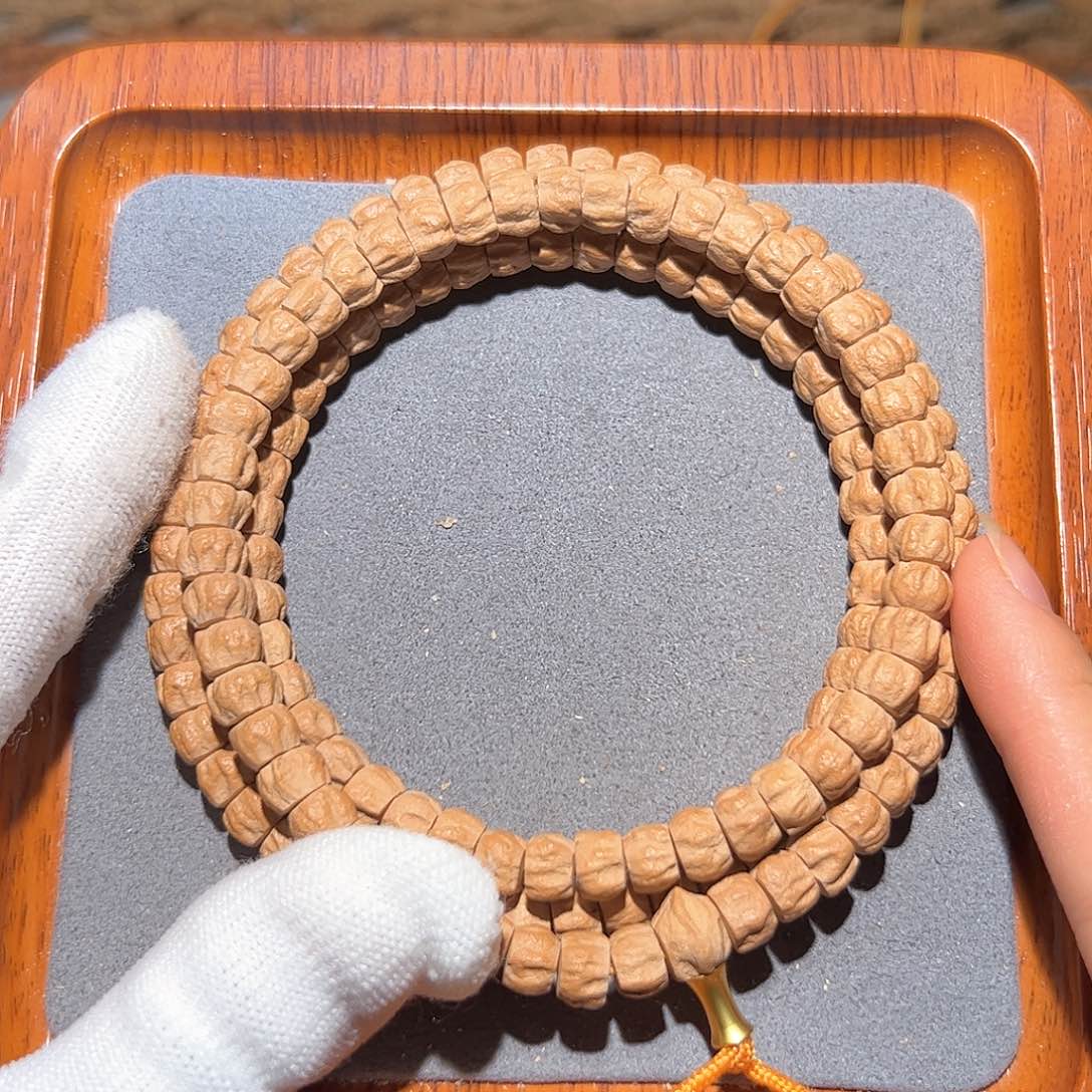 柏香籽/百香籽吊坠油皮方块多棱顺7.5+