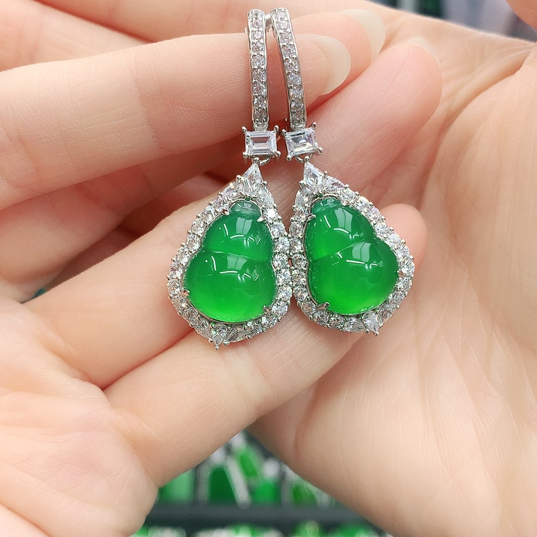 银S925镶嵌耳钉玛瑙/玉髓