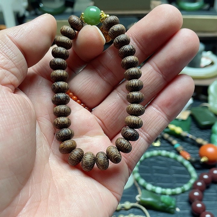 和田玉手串未镶嵌