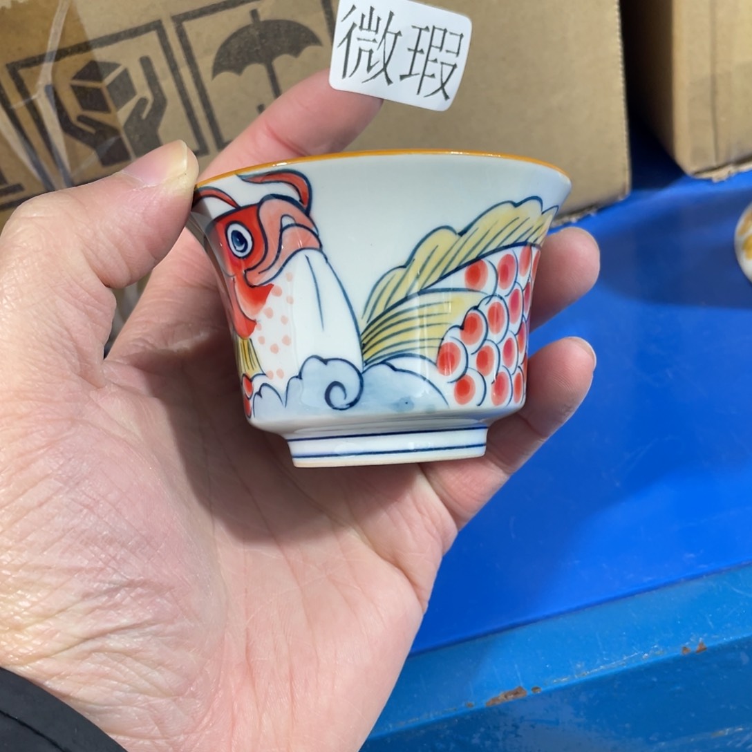 釉下手绘茶具微瑕