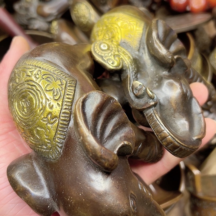 铜铜铜器直播间铜