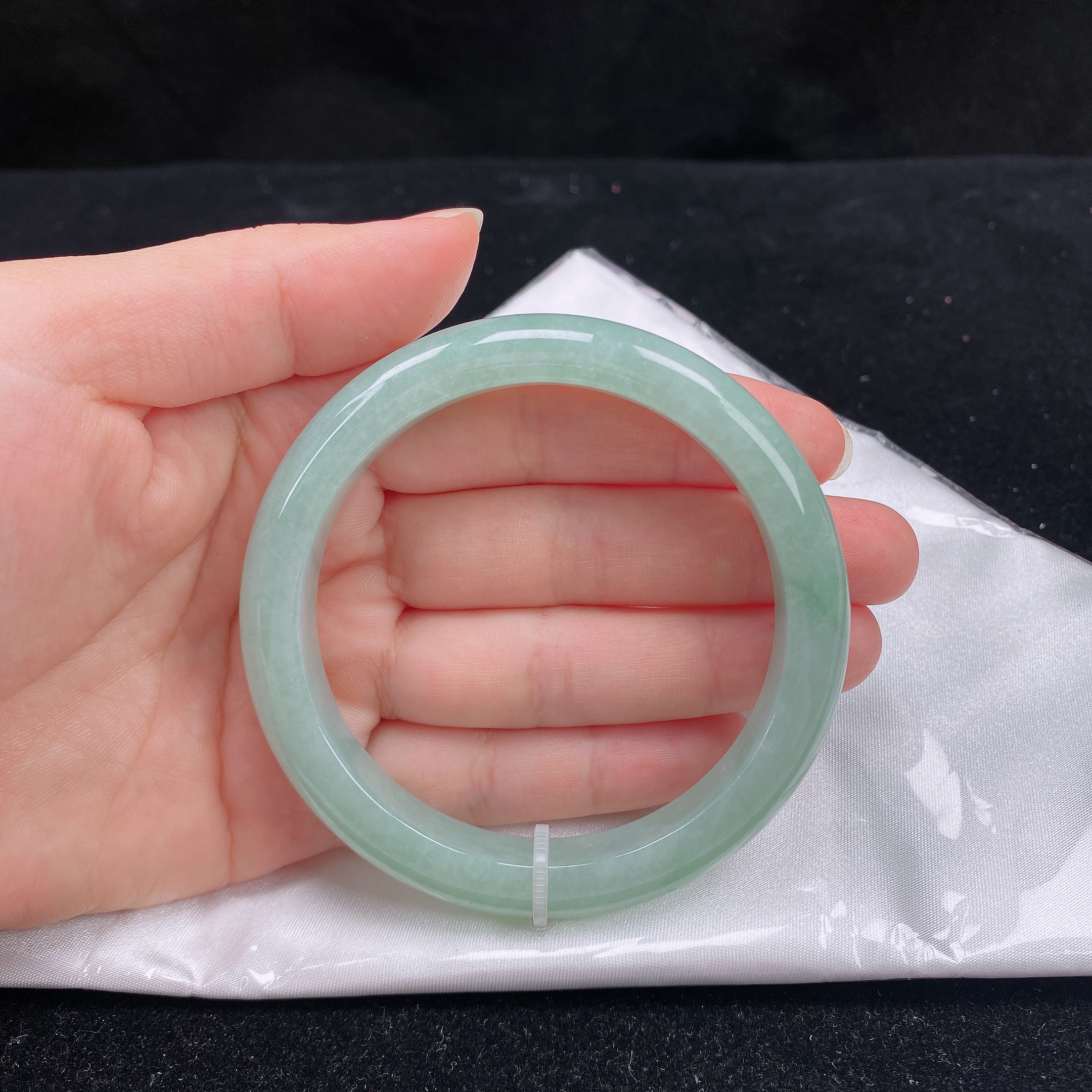 60圈口缅甸翡翠A货老坑细糯化满圈深色飘绿底正圈玉镯子正品珠宝