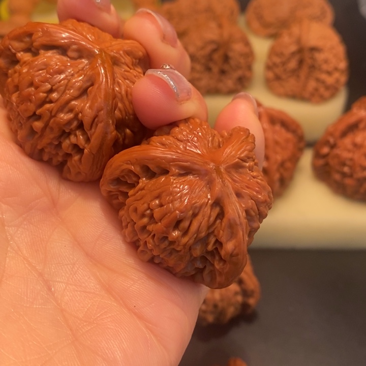 【闪购商品】桃核吊坠小*岁工艺核桃