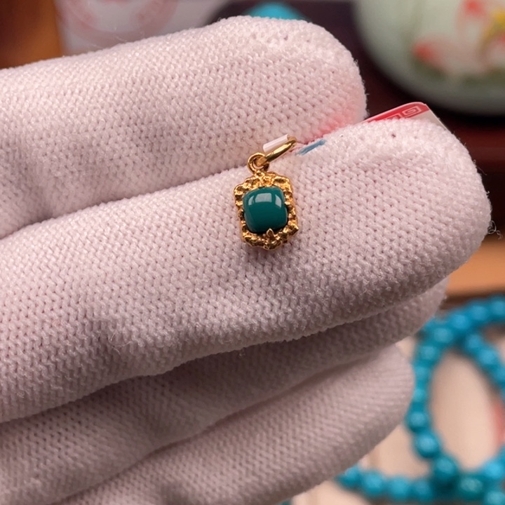 绿松石18K金镶嵌珠宝奇石