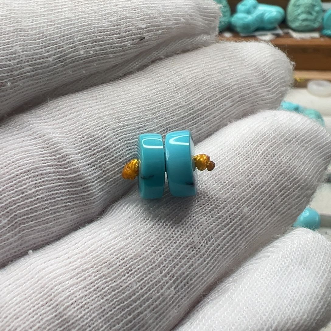 绿松石配饰未镶嵌