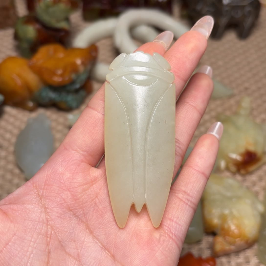 白玉菩提吊坠白玉菩提——白玉菩提