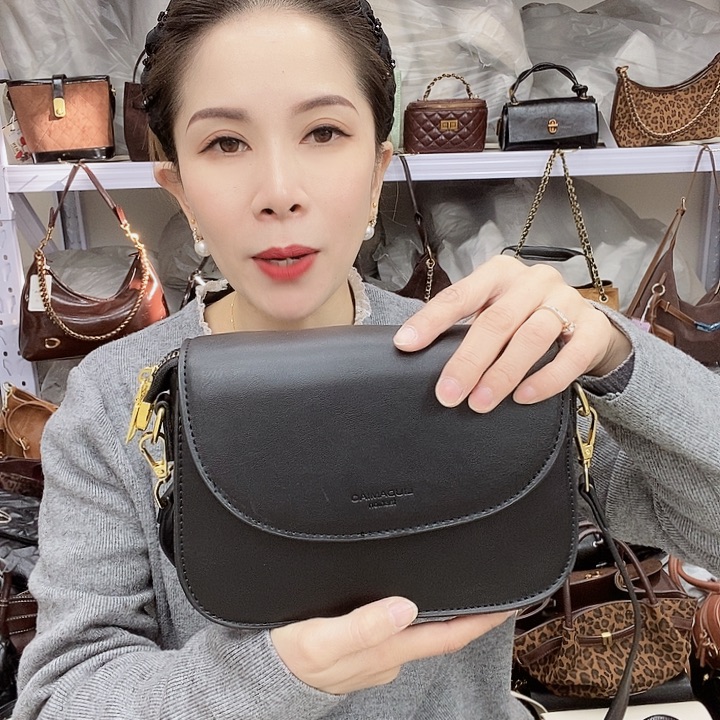 蚕丝小牛剖层皮革PU