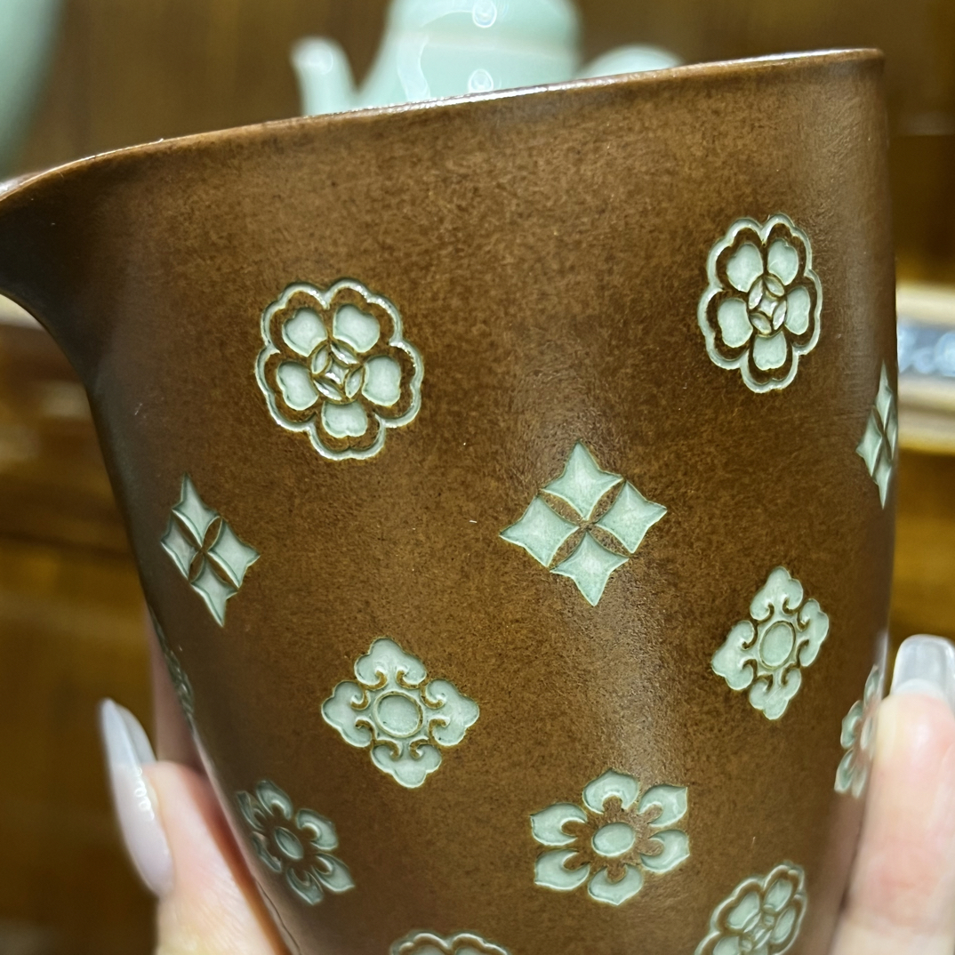 草木灰宝相花公道杯