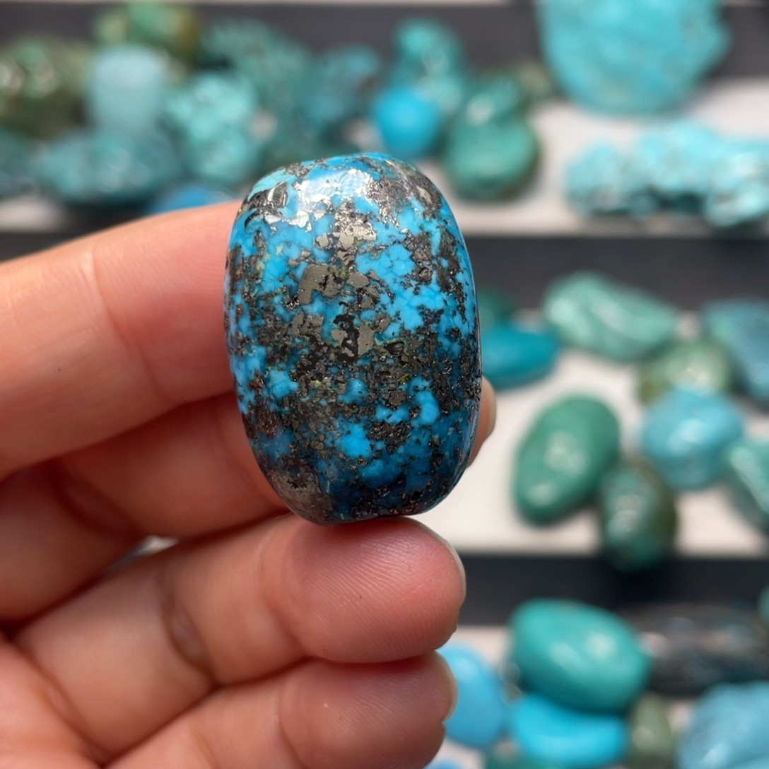 C***️绿松石未镶嵌颈饰