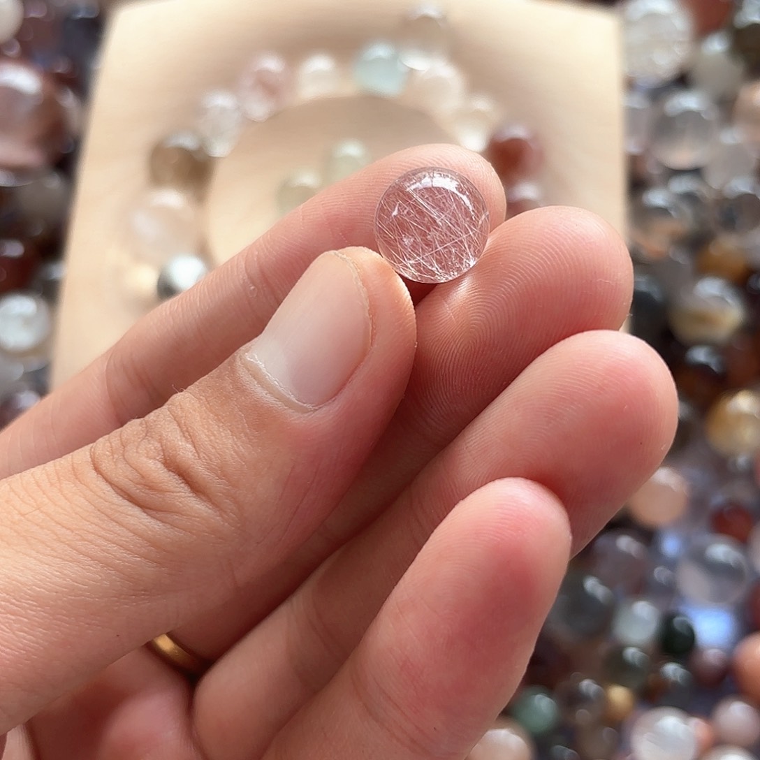 水晶珠宝半成品未镶嵌小****?定制通孔不退不换