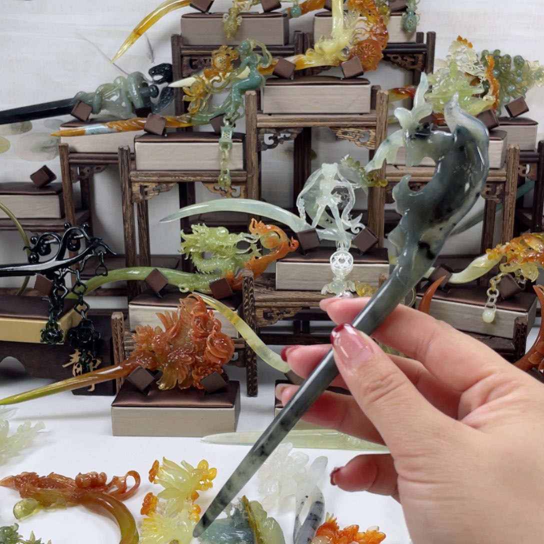 岫玉发饰未镶嵌 岫玉小鹿发簪