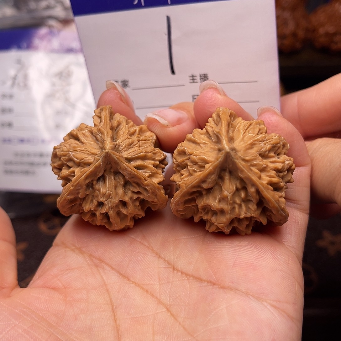 桃核吊坠盘山三棱36