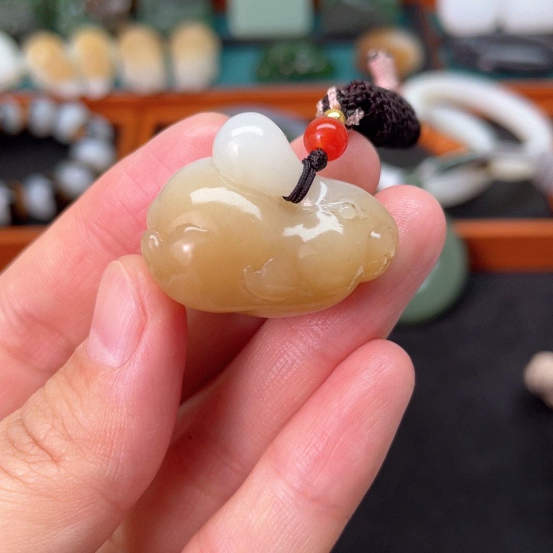 和田玉挂件未镶嵌