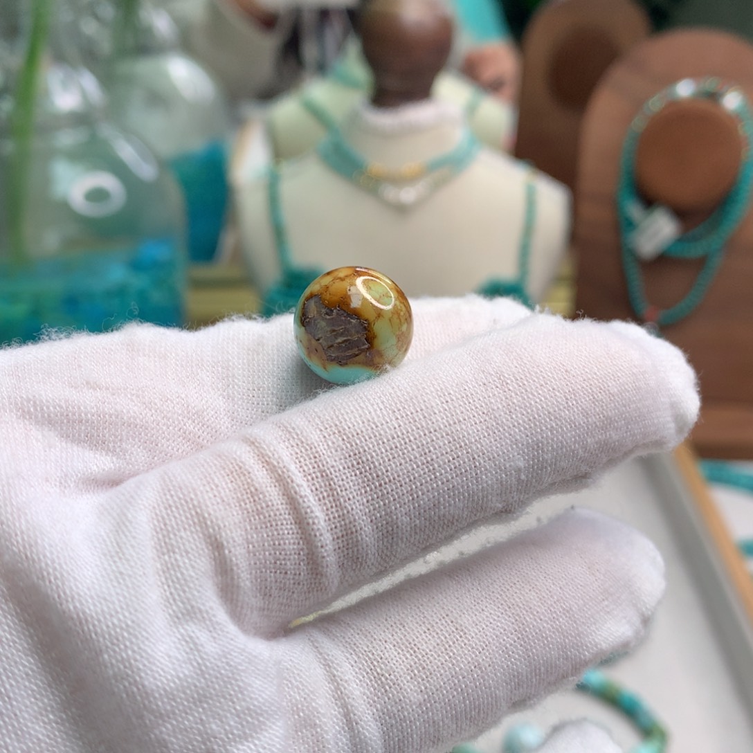 绿松石未镶嵌饰品