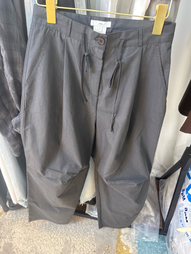 军绿色东大门深灰色工装裤（不退不换）