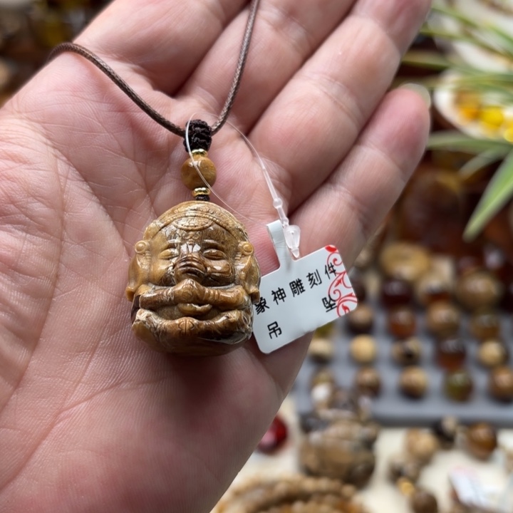 手串琥珀未镶嵌成品吊坠