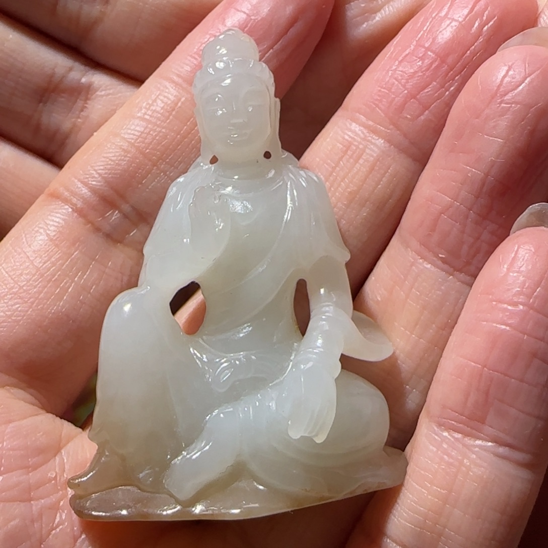 汉***宫和田玉未镶嵌挂件