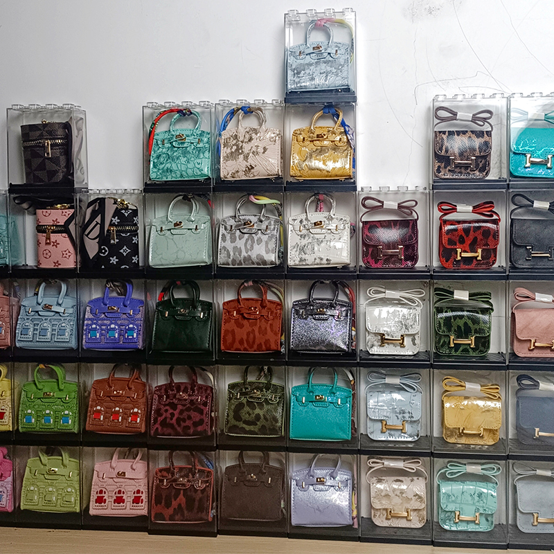 MINI包包挂件颜色款式随机发货