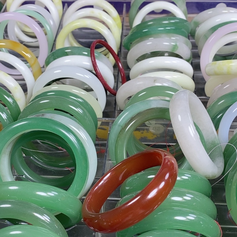 【闪购商品】石英质玉手链未镶嵌